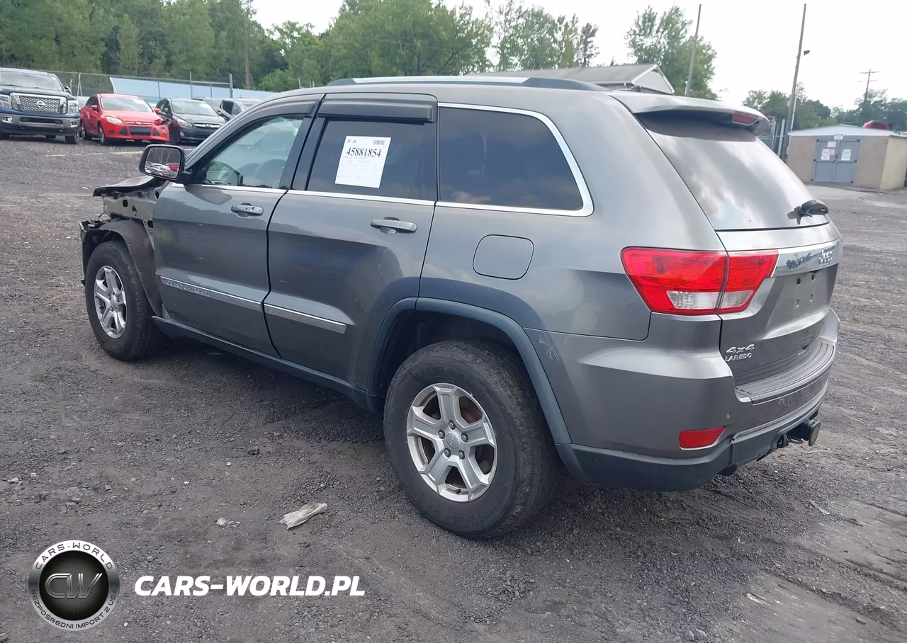 2012 Jeep Grand Cherokee Laredo VIN:1C4RJFAT9CC269858 - 3