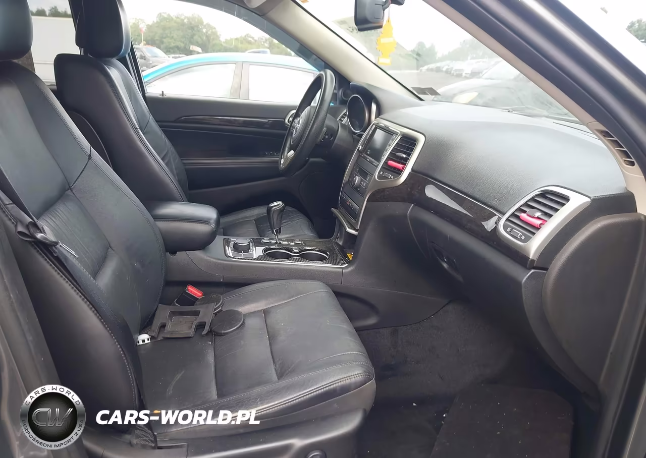 2012 Jeep Grand Cherokee Laredo VIN:1C4RJFAT9CC269858 - 5
