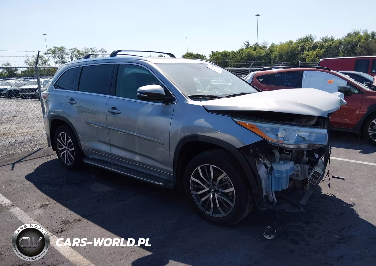 2016 Toyota Highlander Limited Platinum V6 VIN:5TDDKRFH1GS287448 - 12