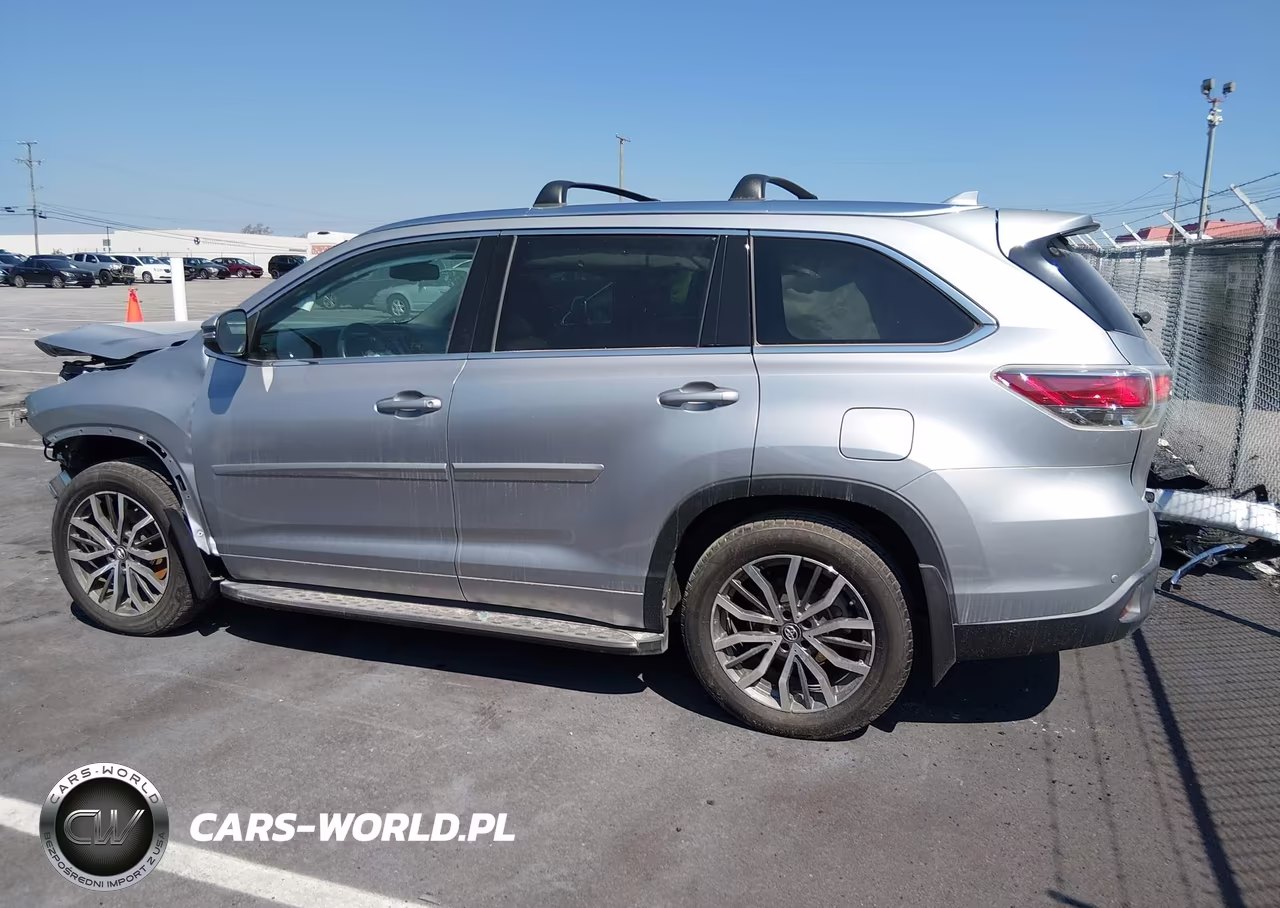 2016 Toyota Highlander Limited Platinum V6 VIN:5TDDKRFH1GS287448 - 13