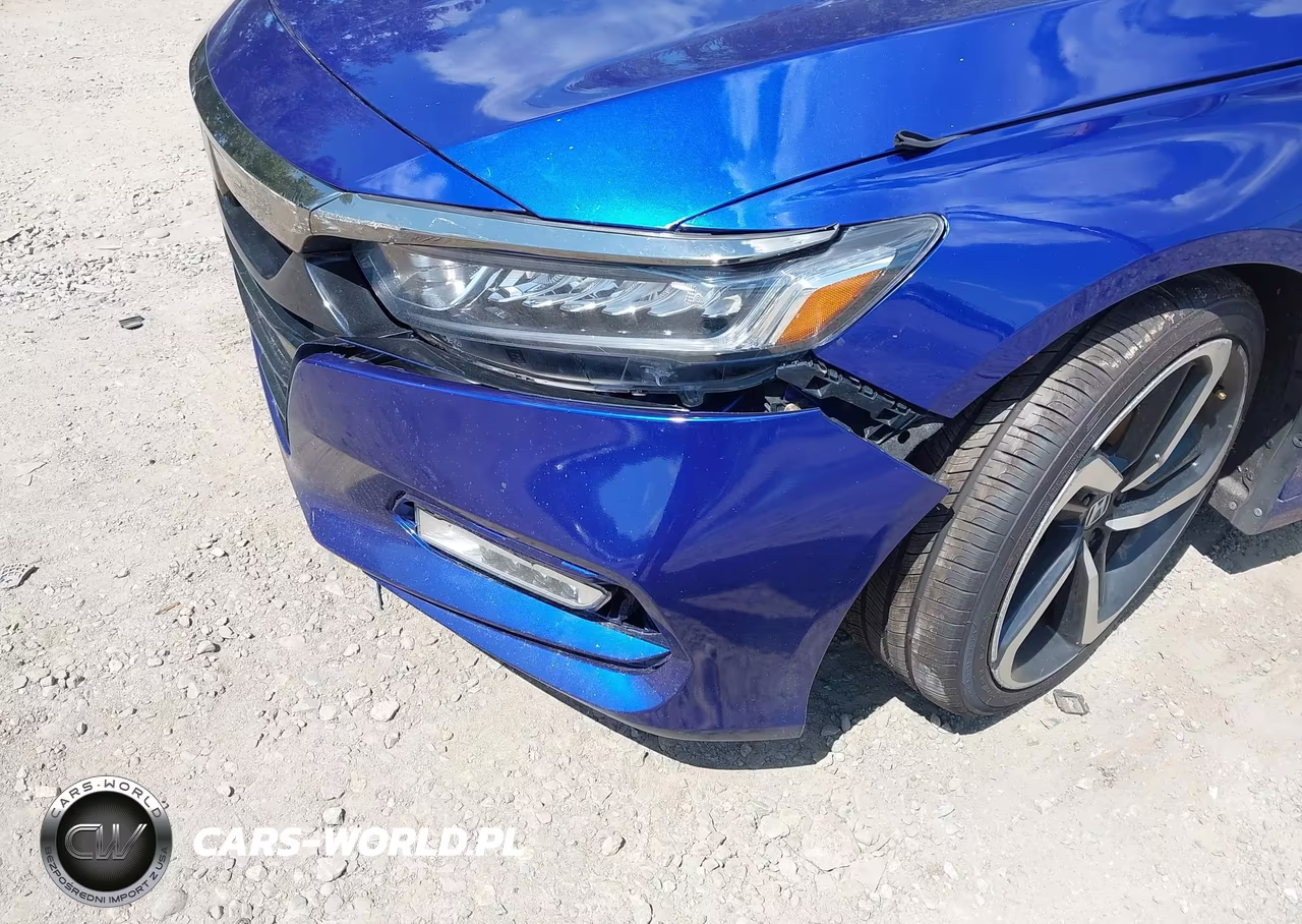 2018 Honda Accord Sport VIN:1HGCV1F31JA230116 - 12