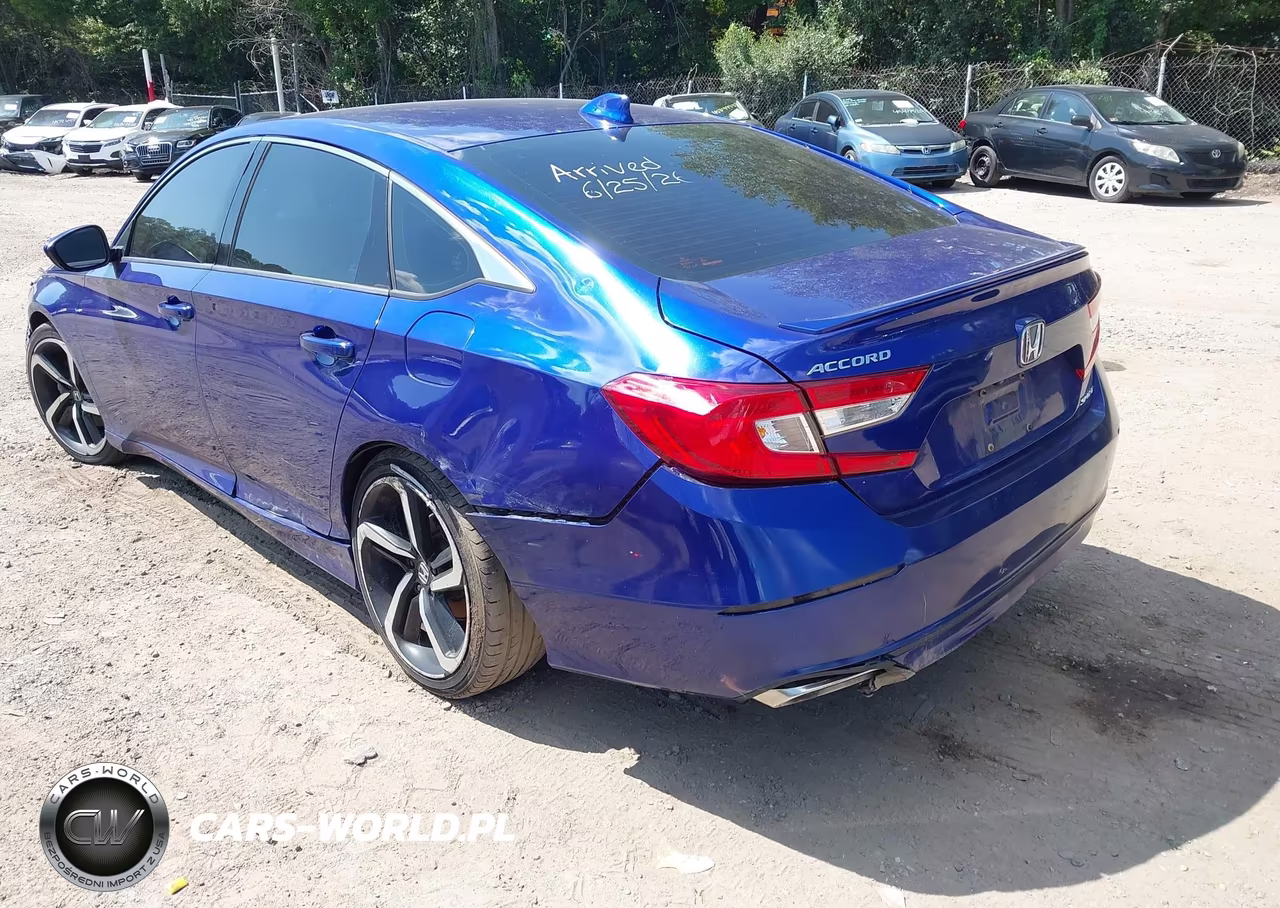 2018 Honda Accord Sport VIN:1HGCV1F31JA230116 - 3