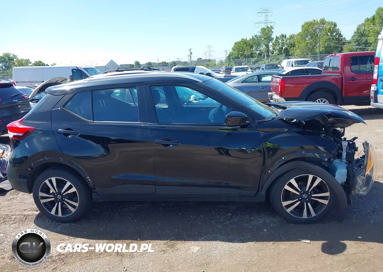 2019 Nissan Kicks Sv VIN:3N1CP5CUXKL513415 - 13