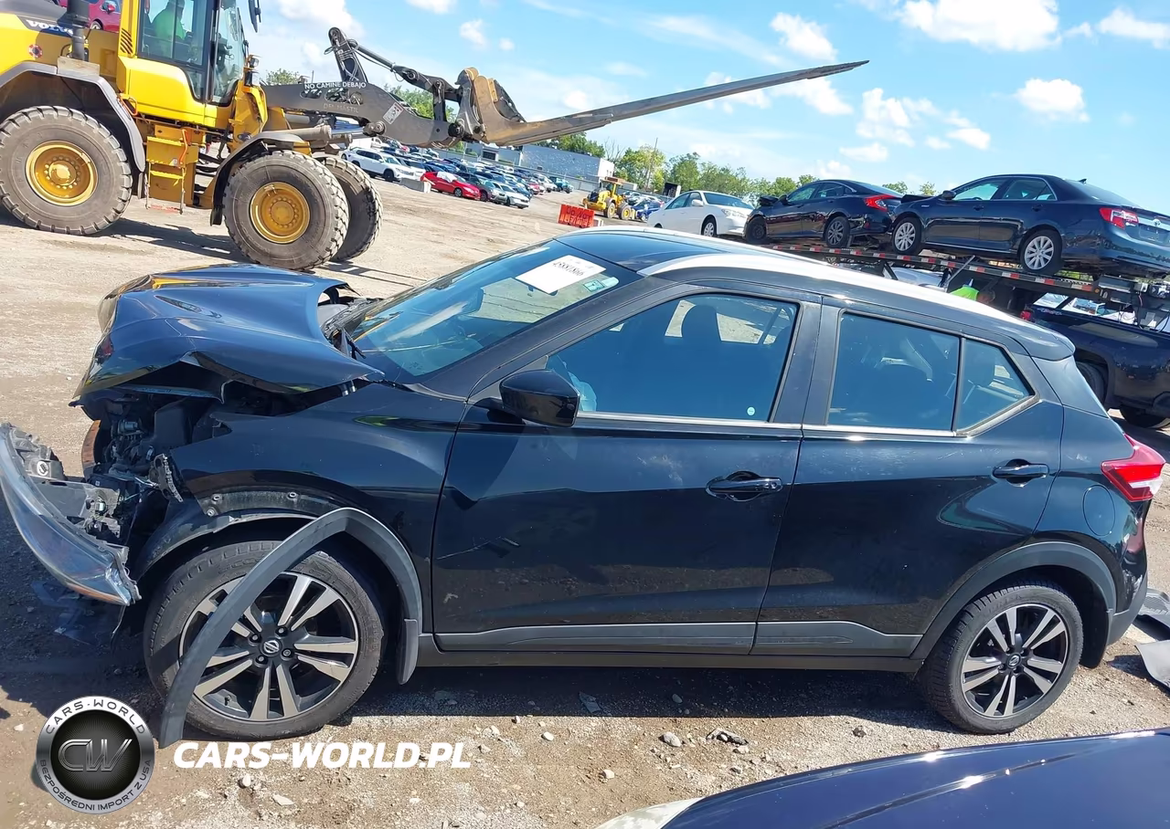 2019 Nissan Kicks Sv VIN:3N1CP5CUXKL513415 - 14