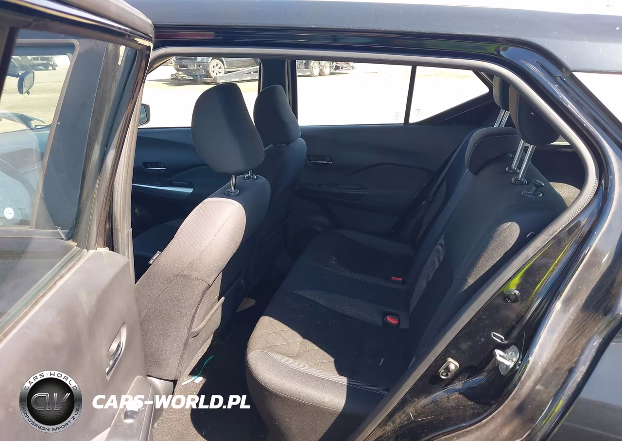 2019 Nissan Kicks Sv VIN:3N1CP5CUXKL513415 - 8