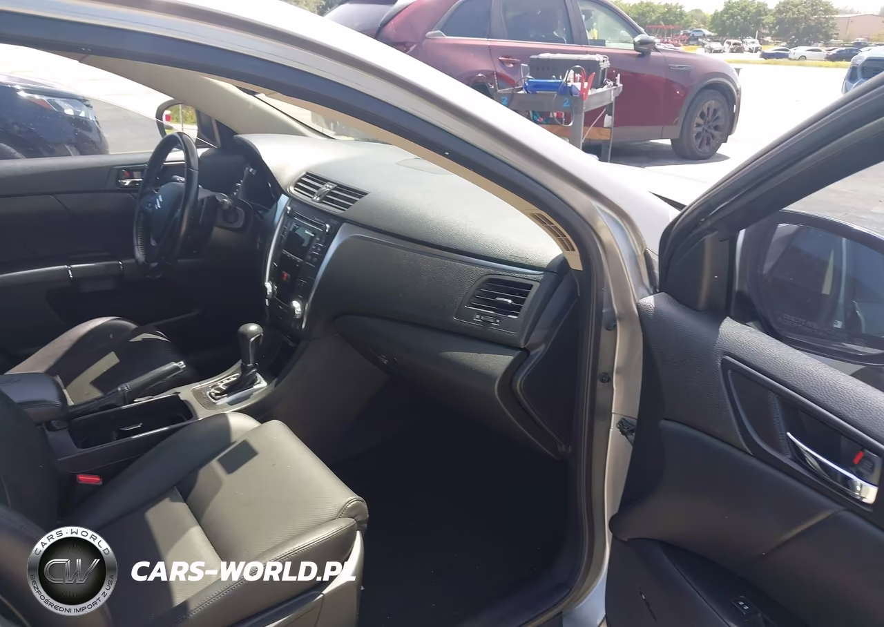 2010 Suzuki Kizashi Sls VIN:JS2RE9A71A6100072 - 5