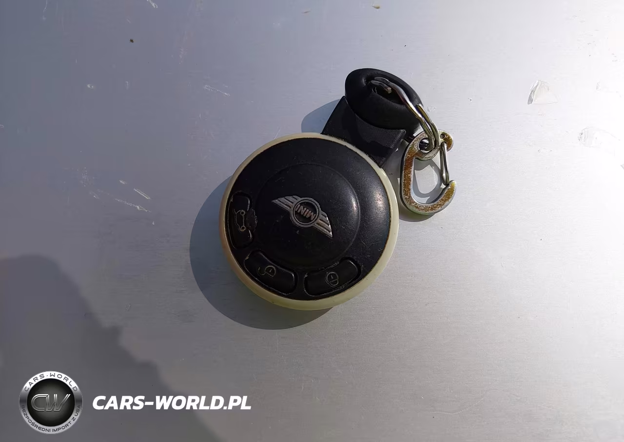 2008 Mini Cooper S VIN:WMWMF73568TT91730 - 11