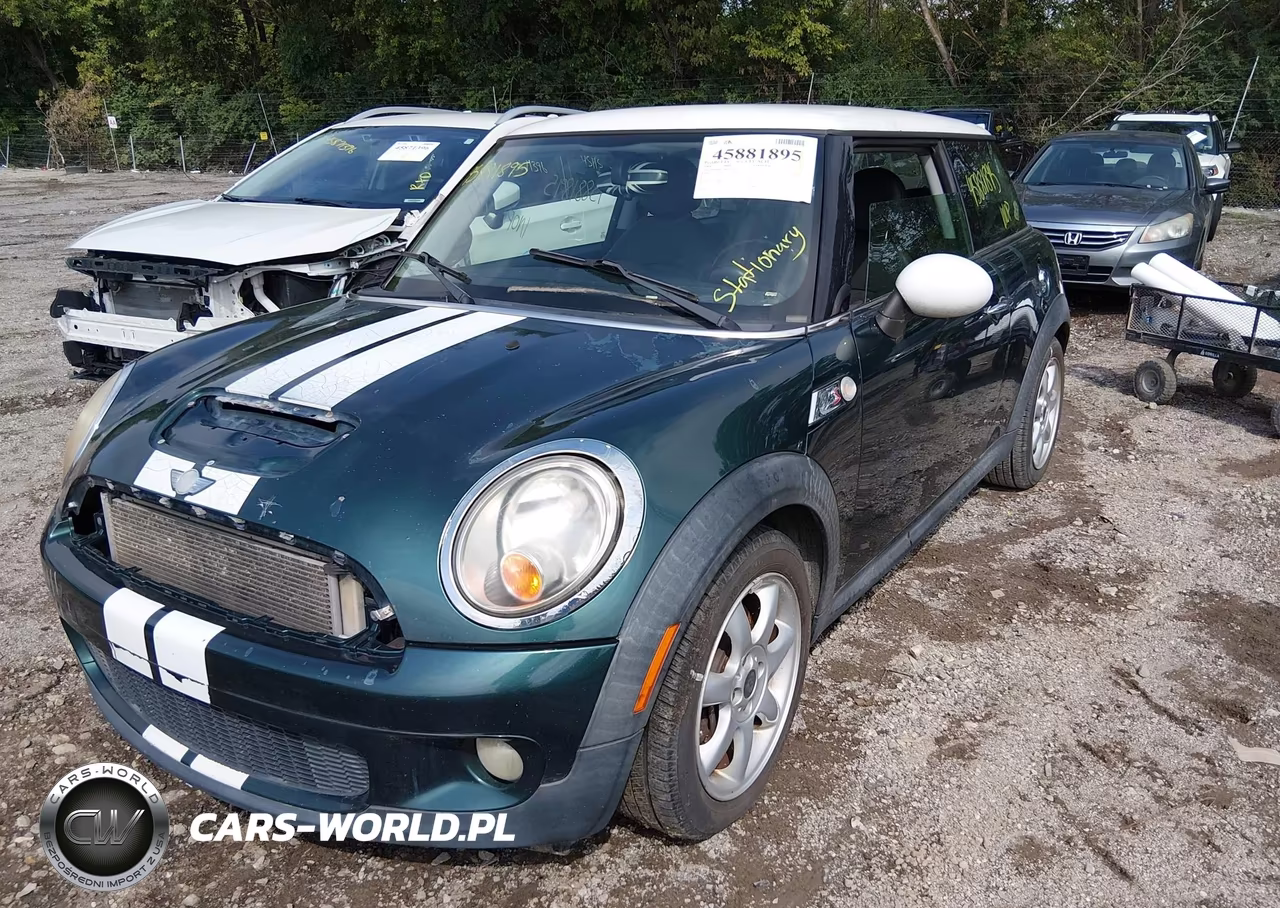 2008 Mini Cooper S VIN:WMWMF73568TT91730 - 2