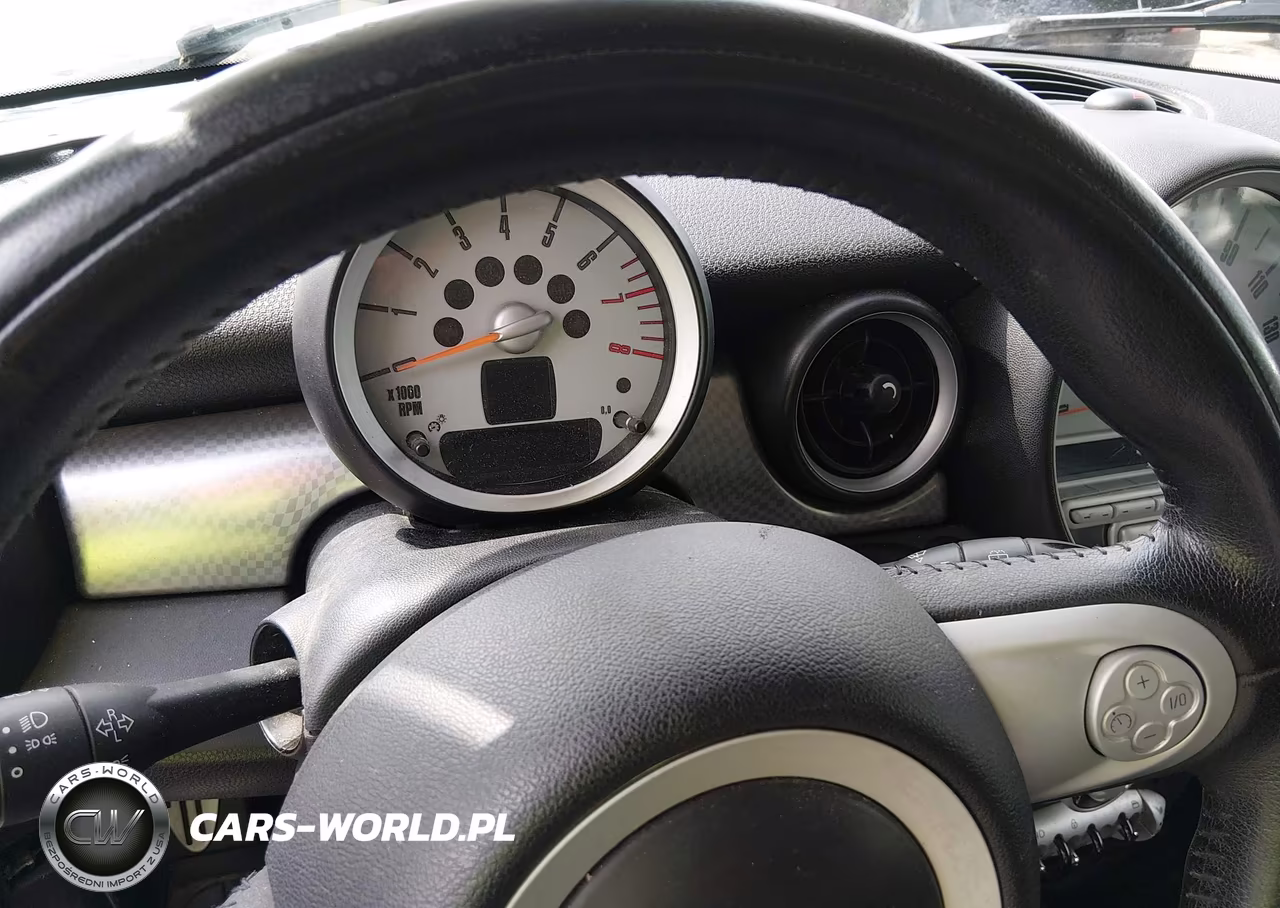 2008 Mini Cooper S VIN:WMWMF73568TT91730 - 7
