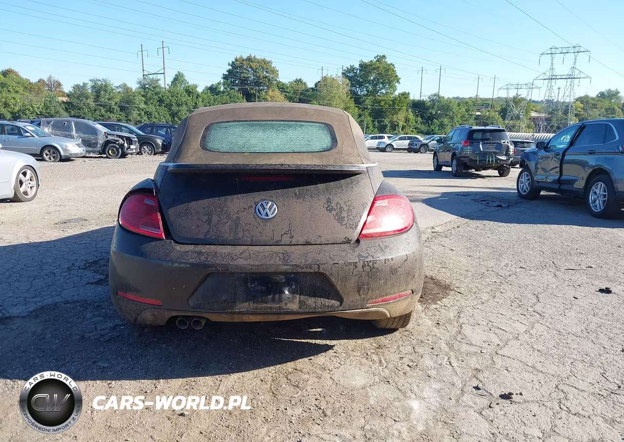 2013 Volkswagen Beetle 2.5L VIN:3VW5P7AT1DM821238 - 16