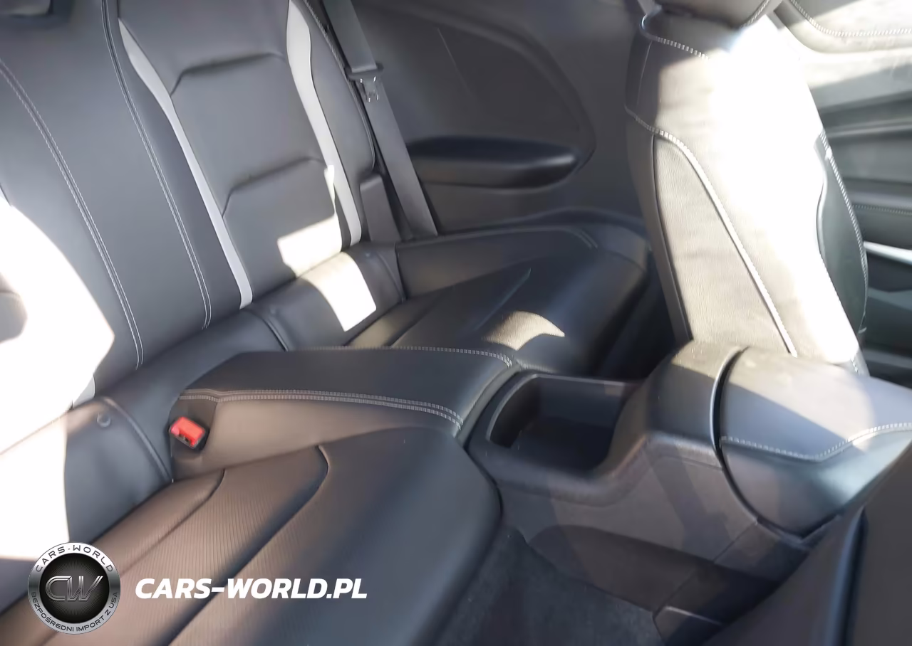 2019 Chevrolet Camaro 2Ss VIN:1G1FH1R71K0119633 - 8