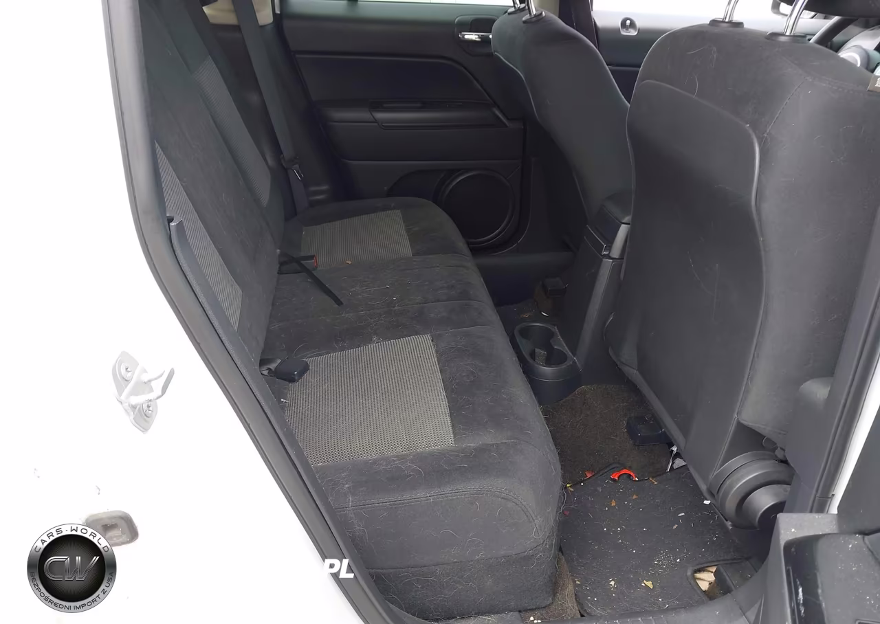 2015 Jeep Patriot Altitude Edition VIN:1C4NJPBA2FD156947 - 8