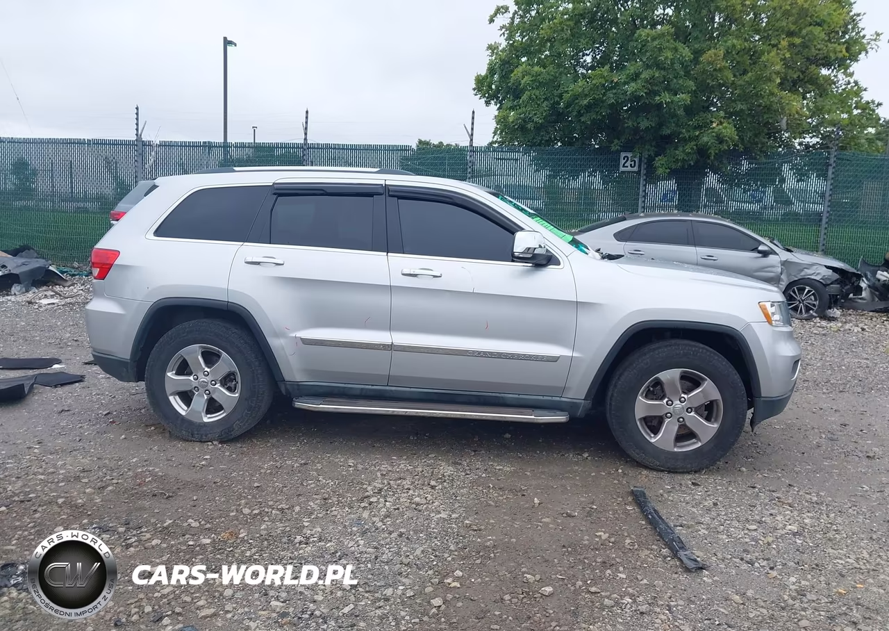2011 Jeep Grand Cherokee Limited VIN:1J4RR5GT7BC552004 - 13