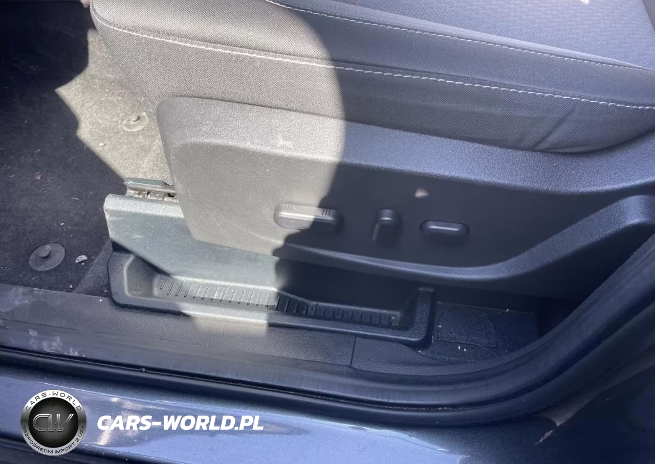 2017 Ford Escape Se VIN:1FMCU0GD7HUC08158 - 13