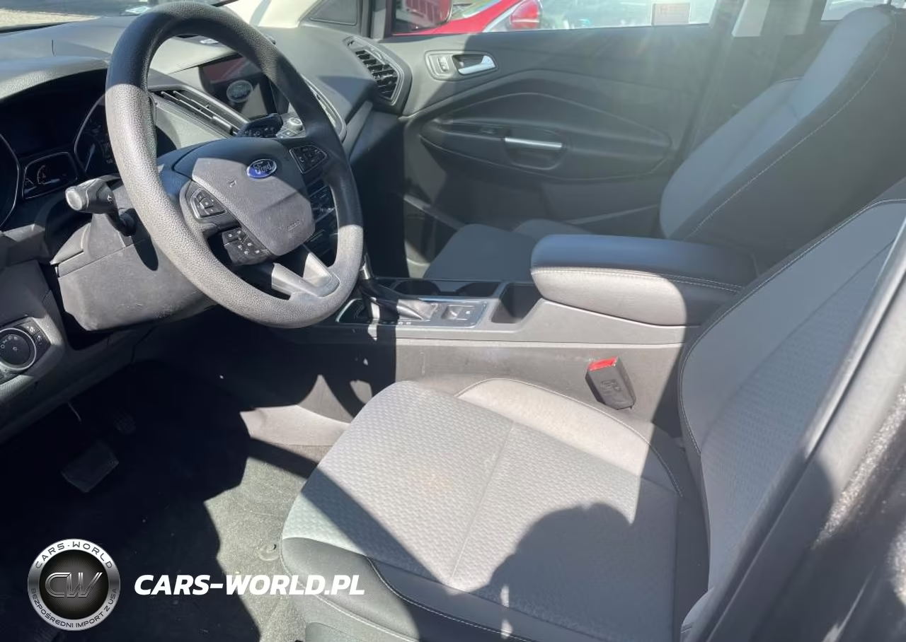 2017 Ford Escape Se VIN:1FMCU0GD7HUC08158 - 5