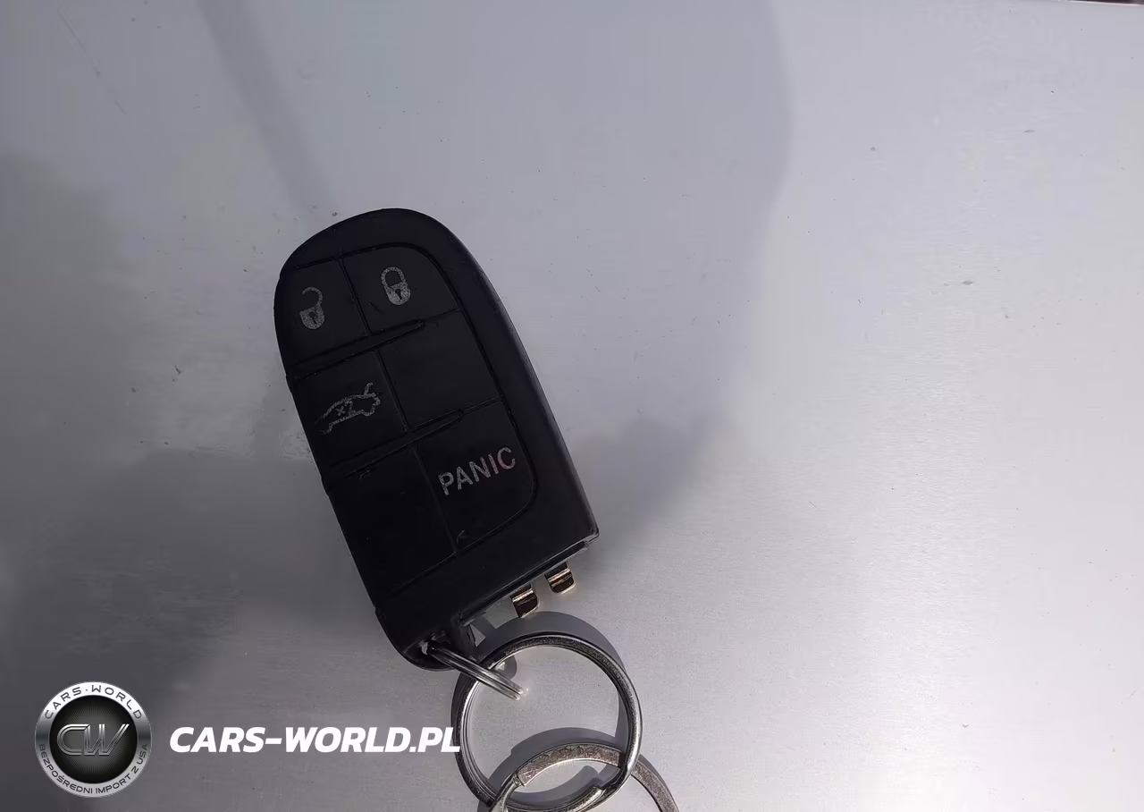 2015 Chrysler 200 Limited VIN:1C3CCCAB1FN680318 - 11