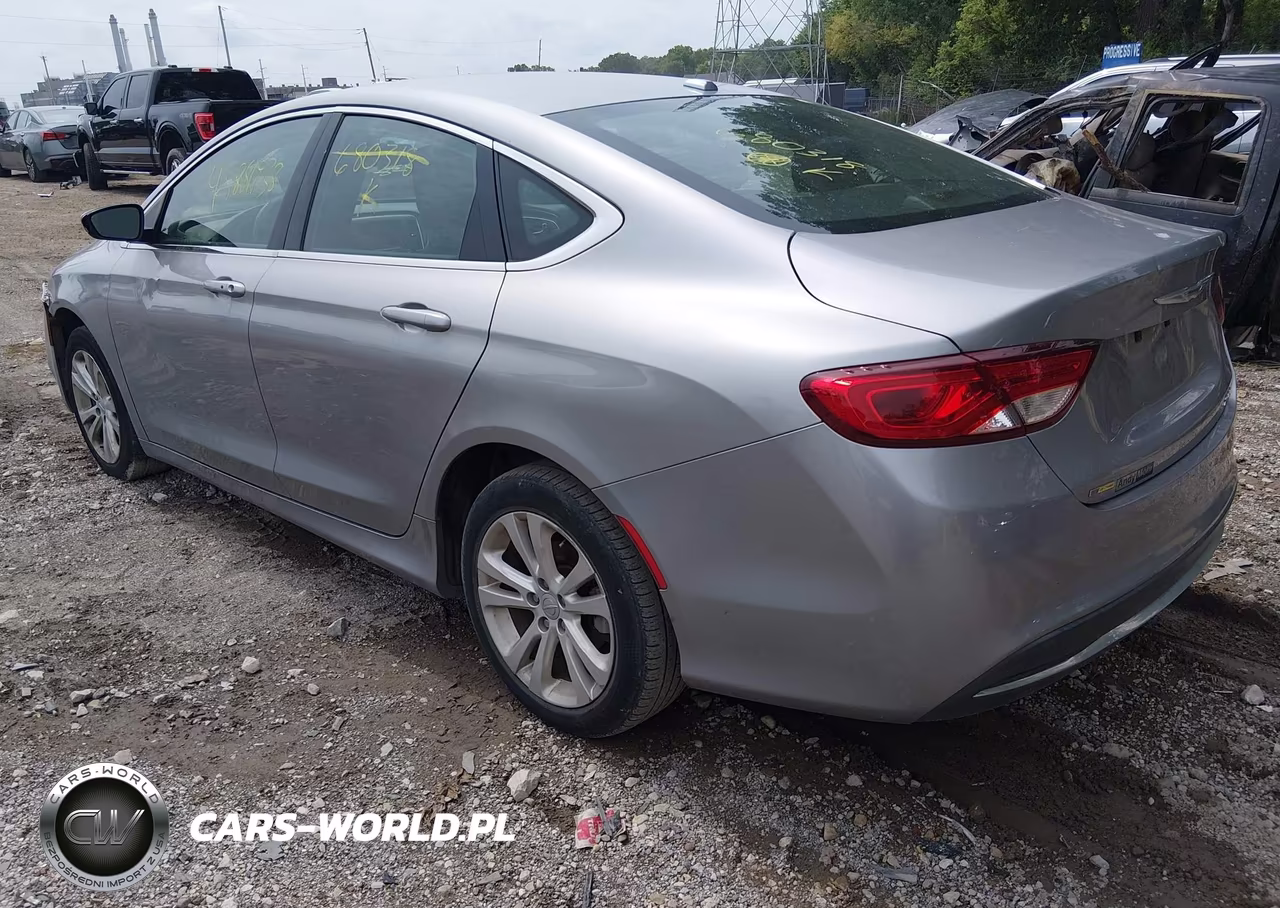 2015 Chrysler 200 Limited VIN:1C3CCCAB1FN680318 - 3
