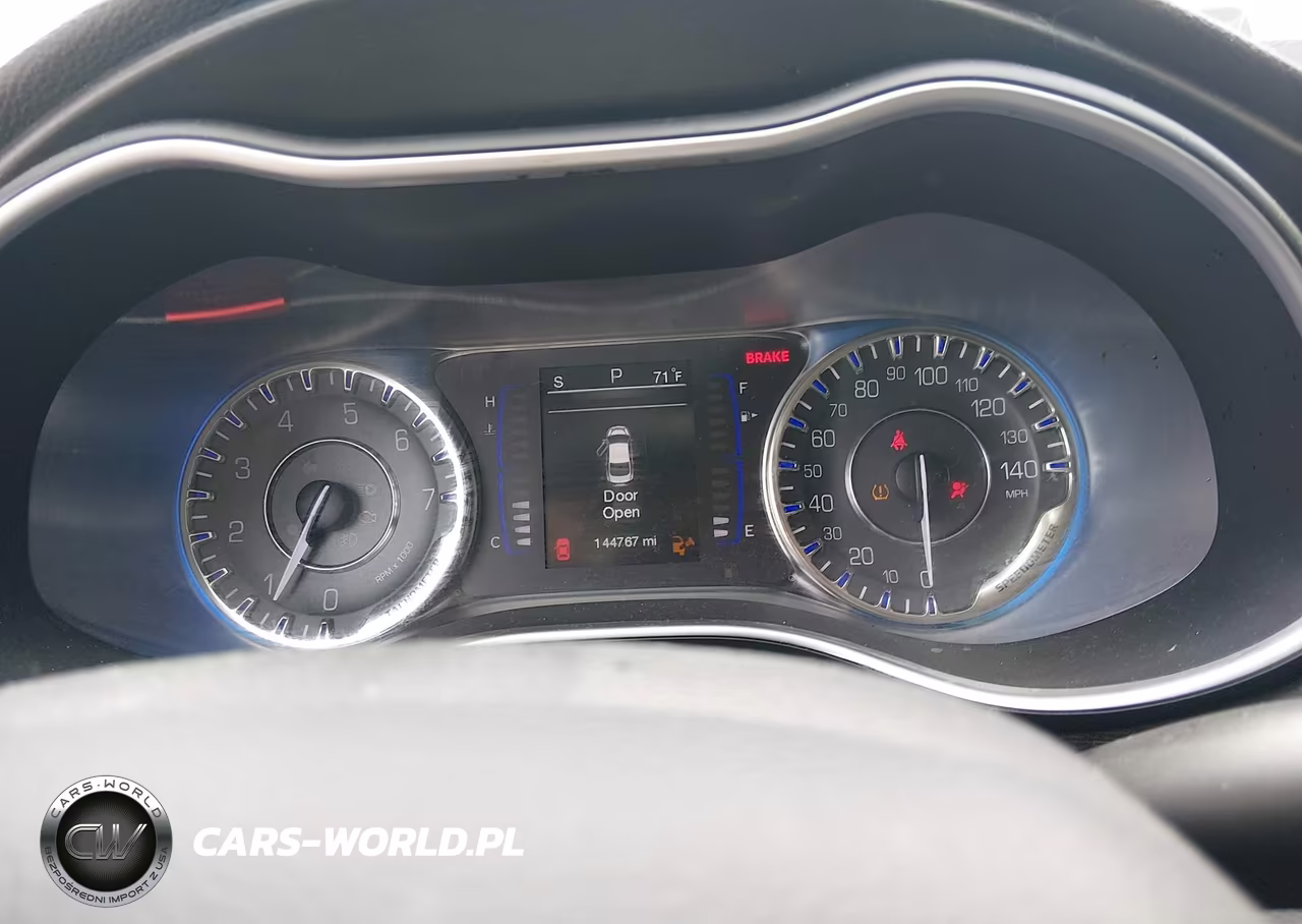2015 Chrysler 200 Limited VIN:1C3CCCAB1FN680318 - 7