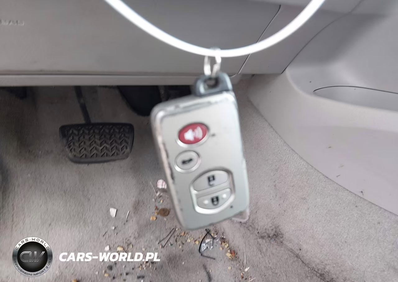 2010 Toyota Camry Hybrid VIN:4T1BB3EK2AU125652 - 11