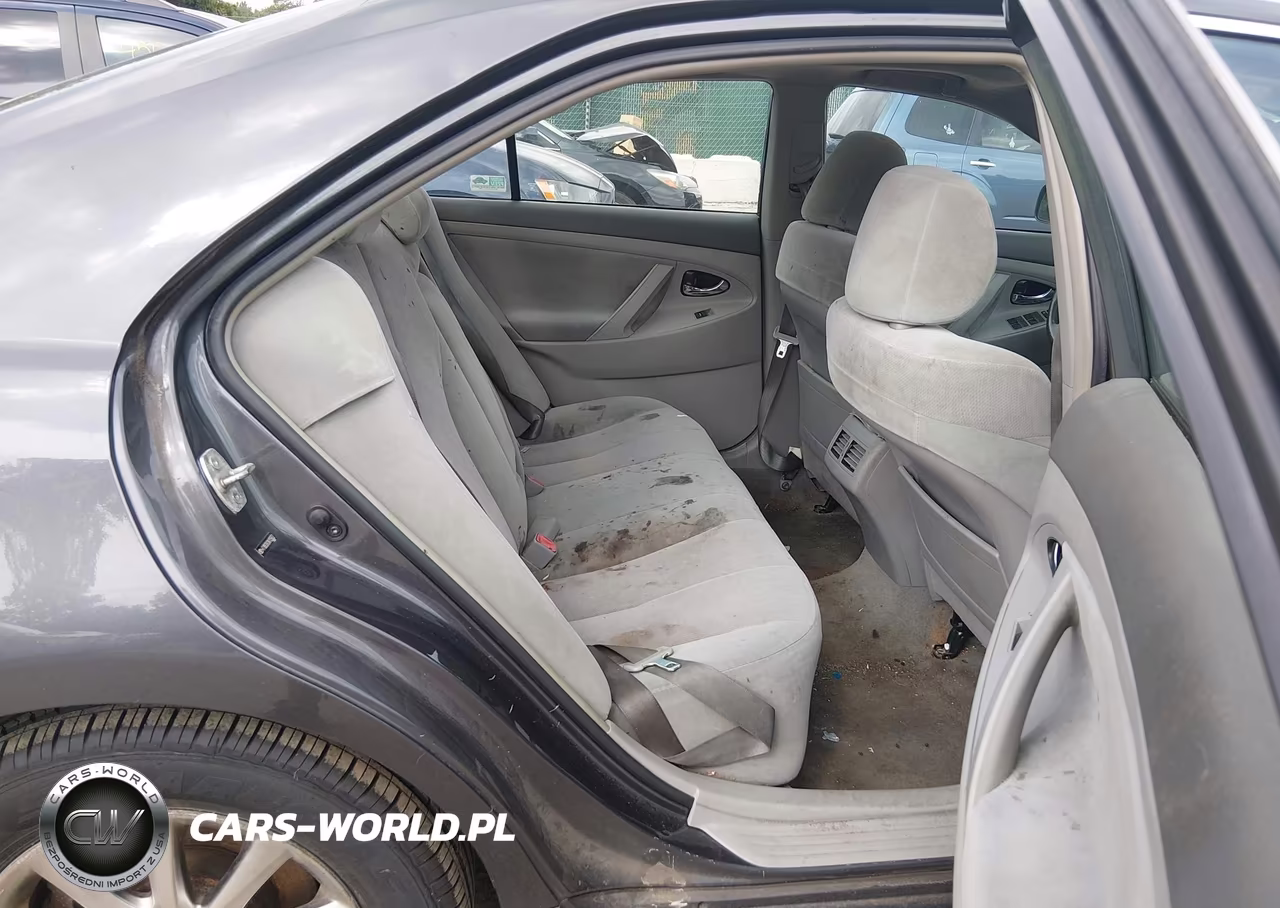 2010 Toyota Camry Hybrid VIN:4T1BB3EK2AU125652 - 8