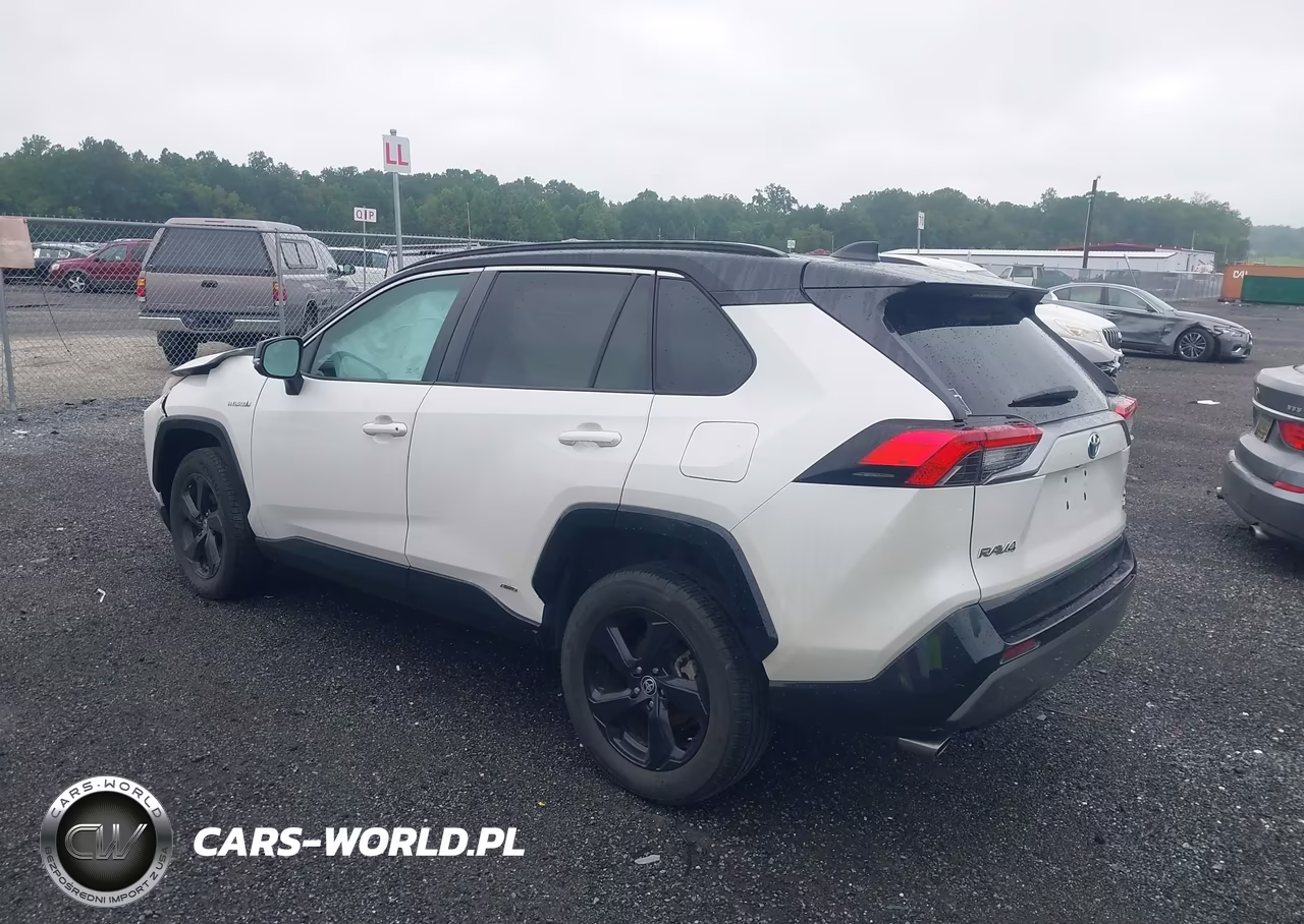 2021 Toyota Rav4 Hybrid Xse VIN:2T3E6RFV9MW010913 - 3