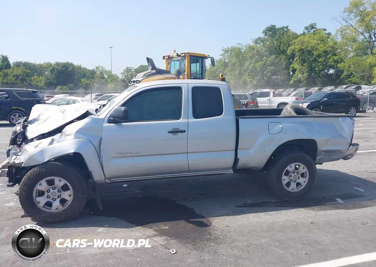 2009 Toyota Tacoma Prerunner V6 VIN:5TETU62N79Z668081 - 14