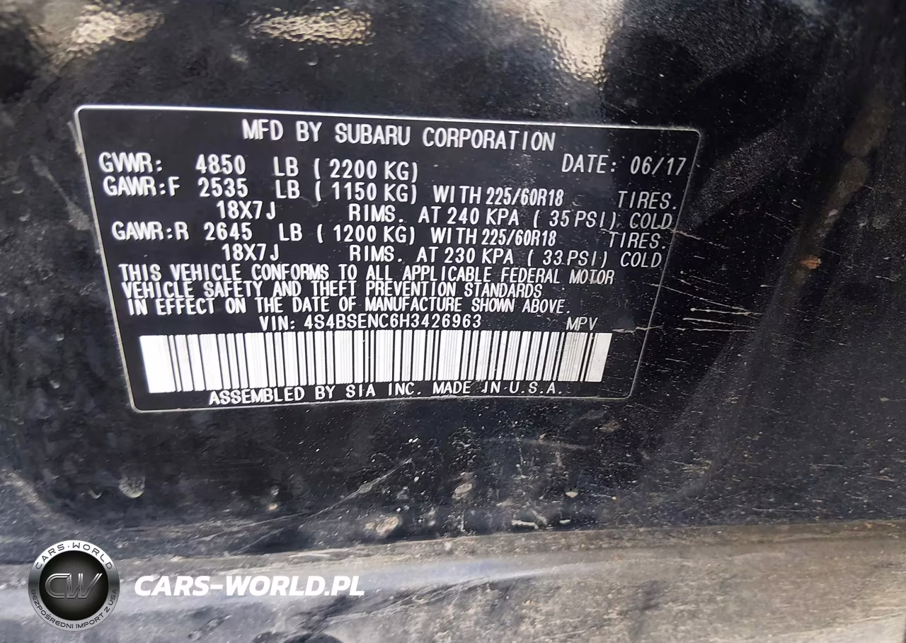 2017 Subaru Outback 3.6R Limited VIN:4S4BSENC6H3426963 - 9