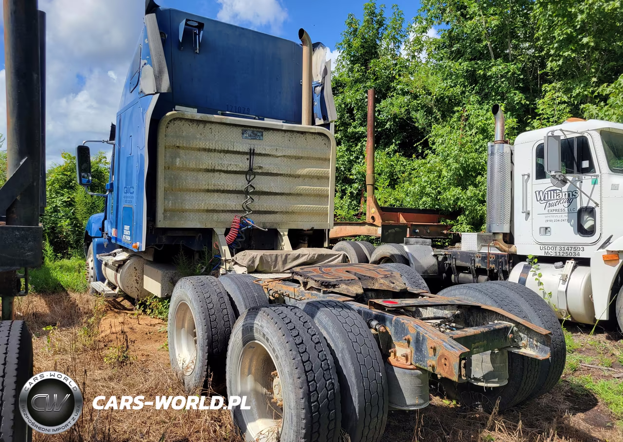 2007 Freightliner Conventional Columbia VIN:1FUJA6CK17LN93032 - 3