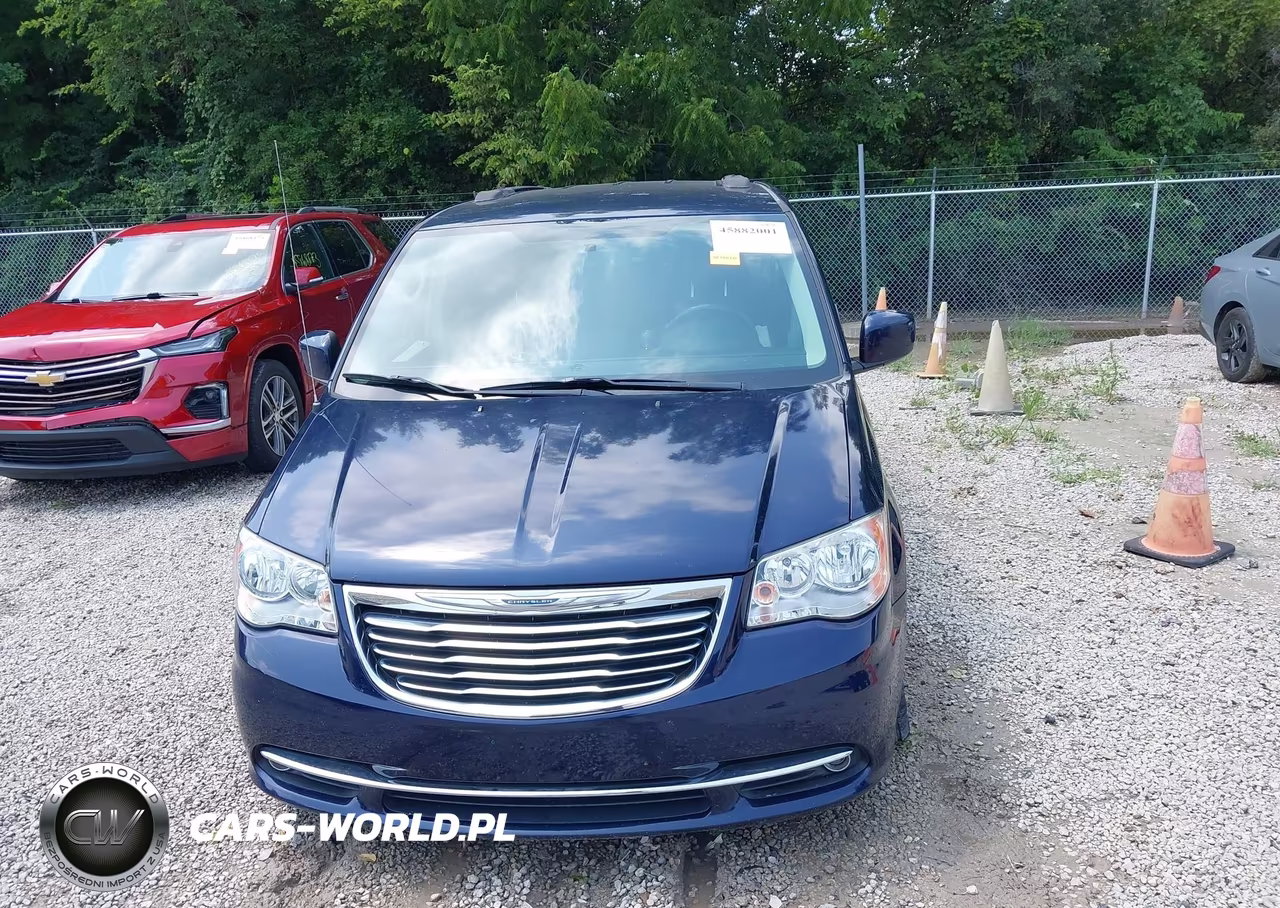 2016 Chrysler Town & Country Touring VIN:2C4RC1BG2GR173727 - 12