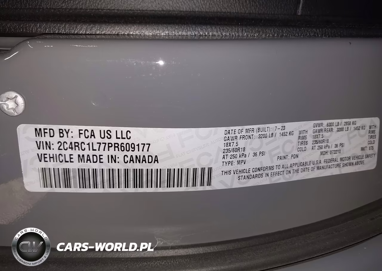 2023 Chrysler Pacifica Hybrid Touring L VIN:2C4RC1L77PR609177 - 8