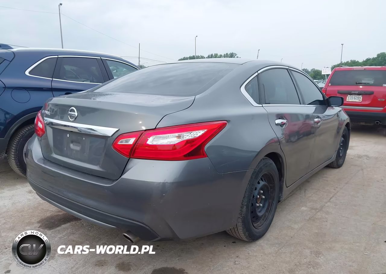 2017 Nissan Altima 2.5 S VIN:1N4AL3AP6HC297929 - 4