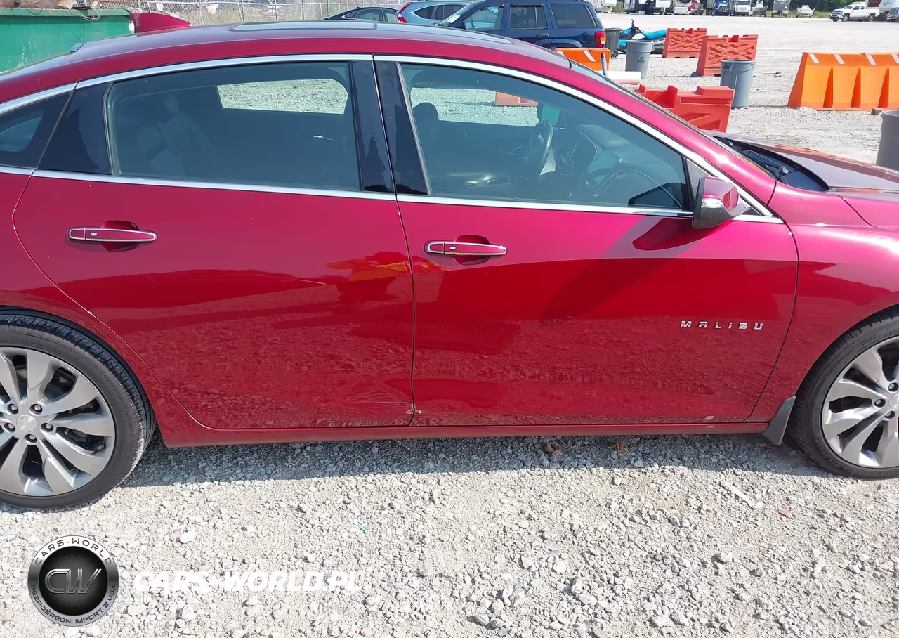 2017 Chevrolet Malibu Premier VIN:1G1ZH5SX1HF149915 - 13