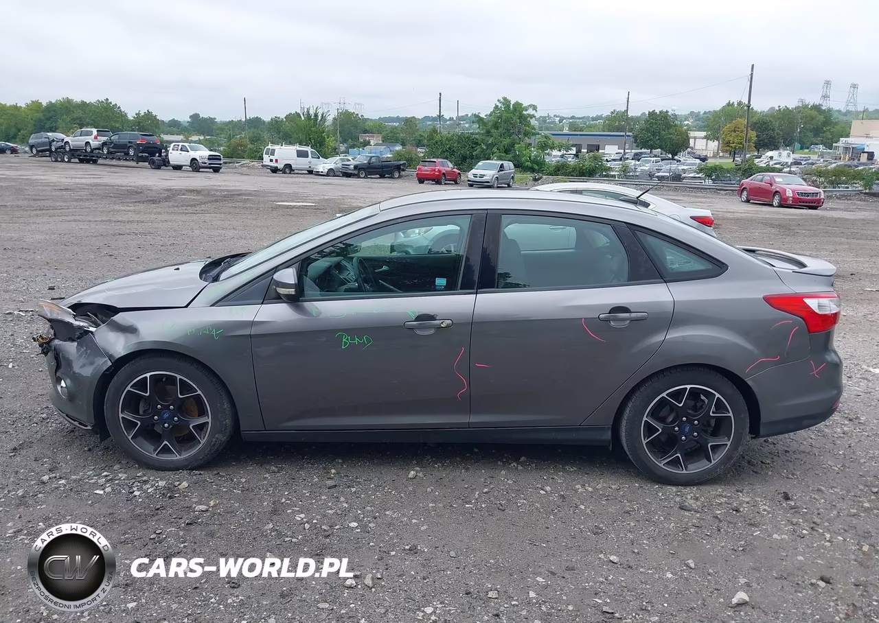 2014 Ford Focus Se VIN:1FADP3F2XEL201715 - 14