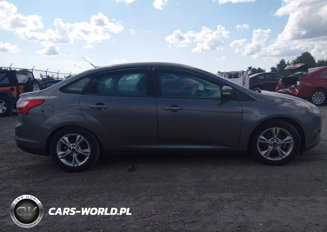 2014 Ford Focus Se VIN:1FADP3F27EL295696 - 14