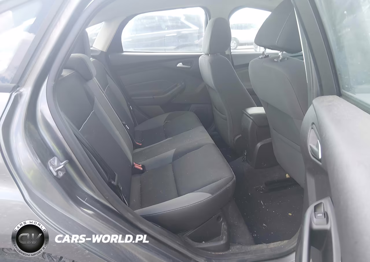 2014 Ford Focus Se VIN:1FADP3F27EL295696 - 8