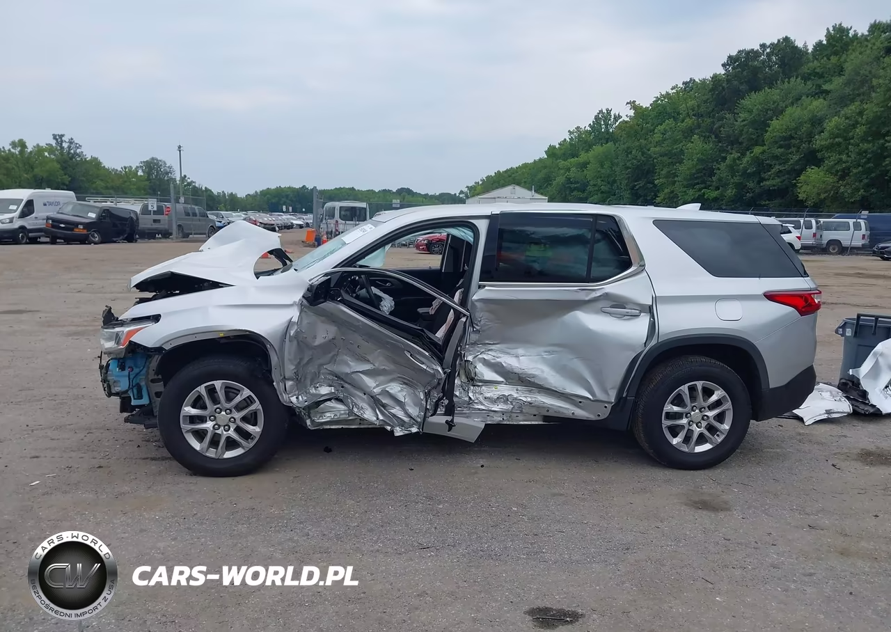 2018 Chevrolet Traverse Ls VIN:1GNERFKW3JJ258659 - 14