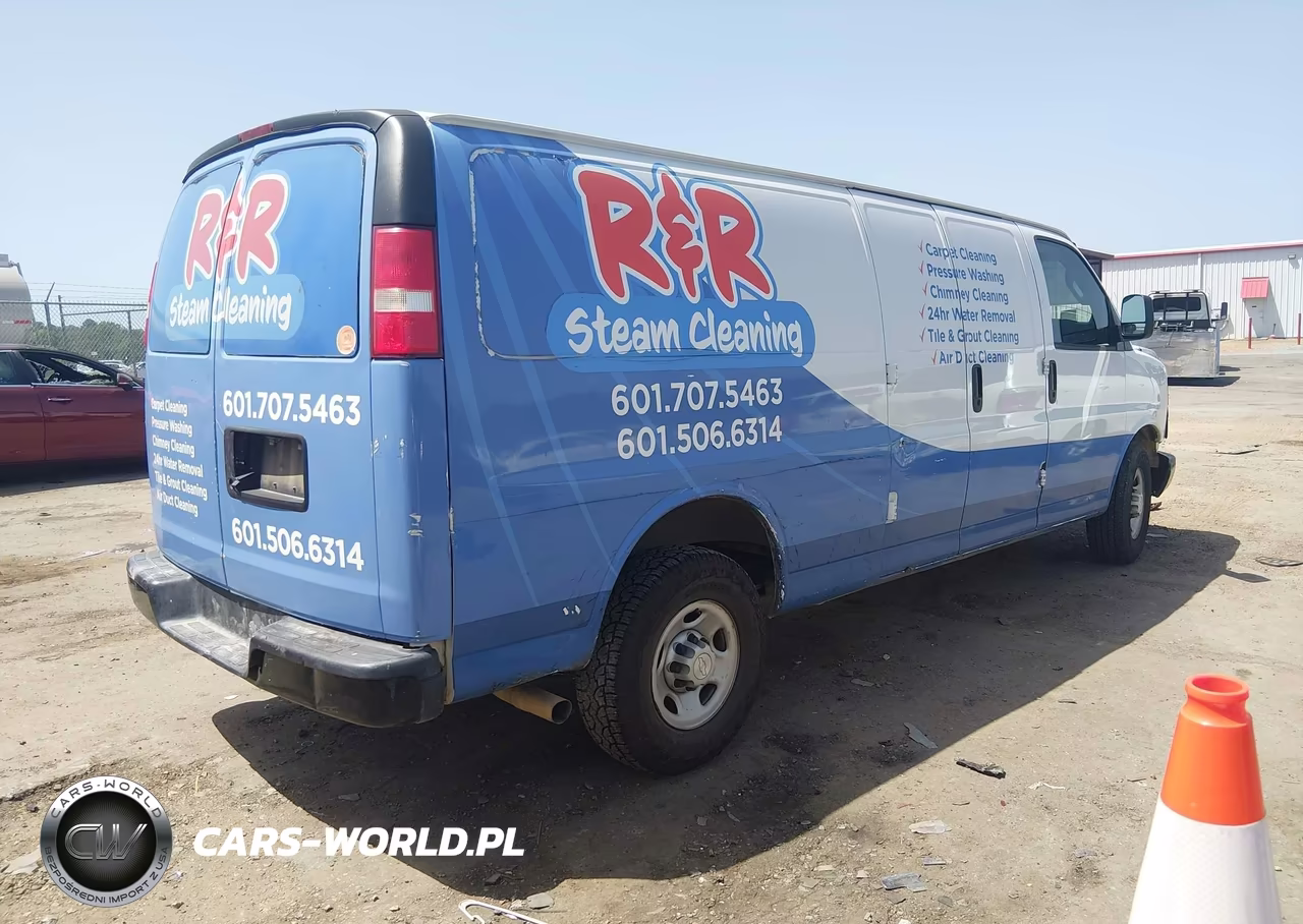 2018 Chevrolet Express 2500 Work Van VIN:1GCWGBFP6J1273316 - 4