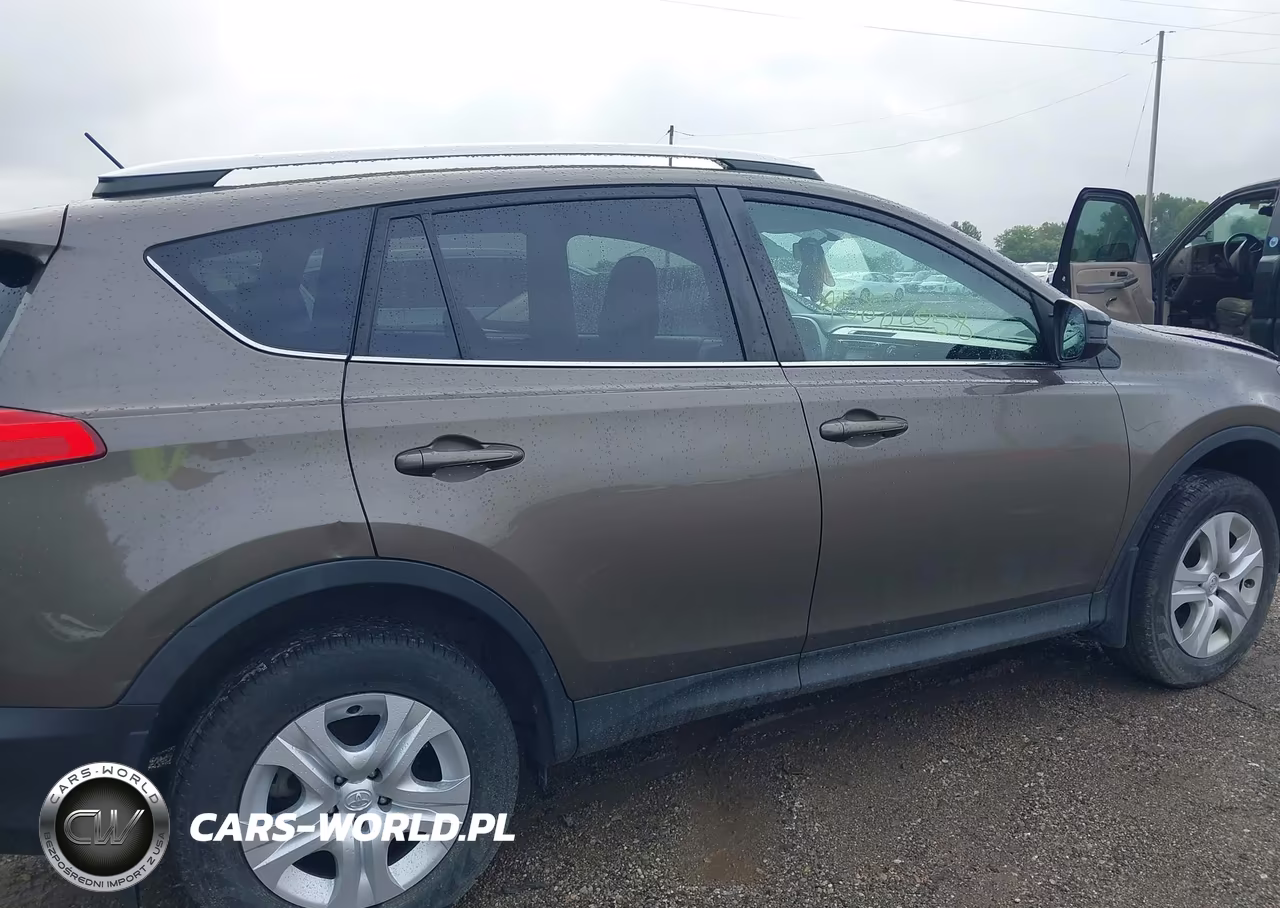 2015 Toyota Rav4 Le VIN:2T3ZFREV8FW200658 - 13