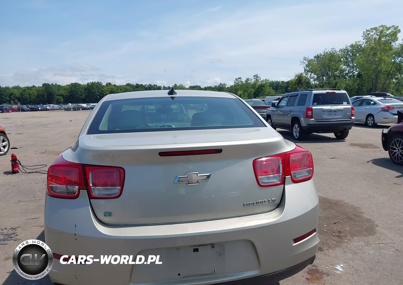 2015 Chevrolet Malibu Ls VIN:1G11B5SL9FF217810 - 16