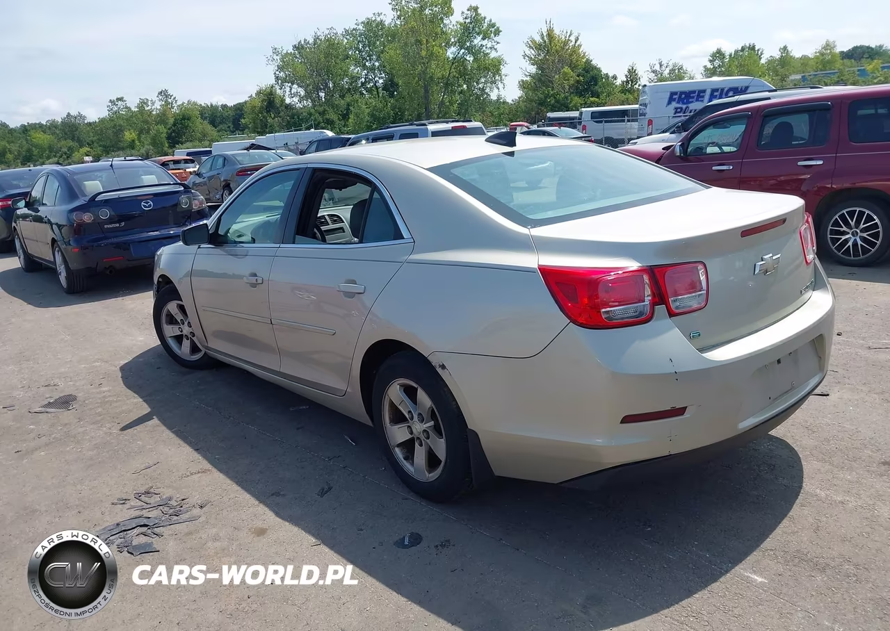 2015 Chevrolet Malibu Ls VIN:1G11B5SL9FF217810 - 3