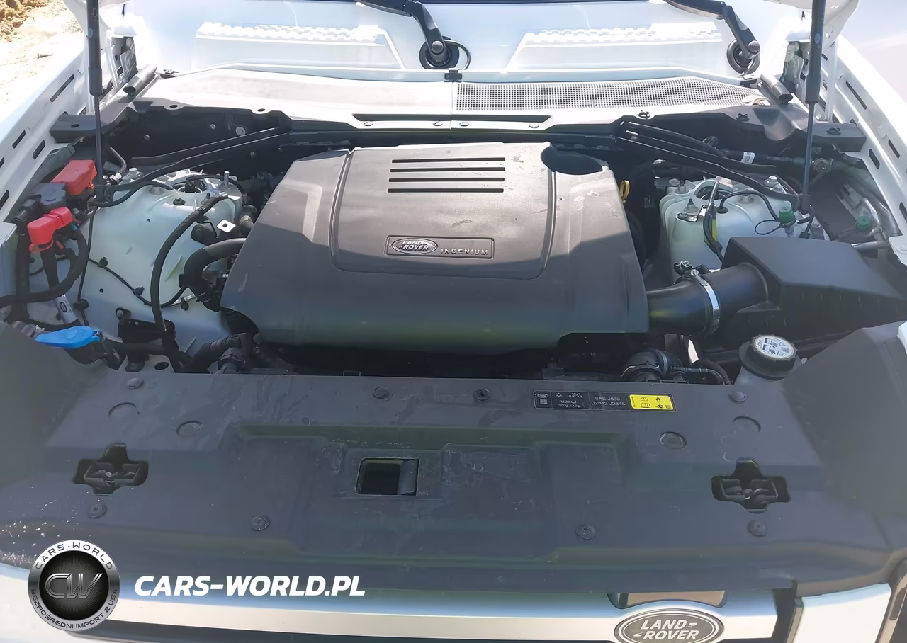 2022 Land Rover Defender 110 S VIN:SALEJERX8N2099686 - 10