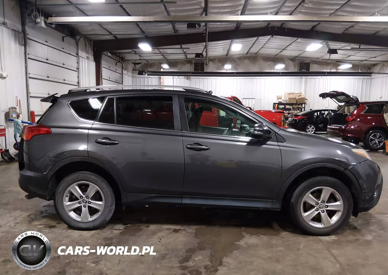 2015 Toyota Rav4 Xle VIN:2T3RFREV6FW404374 - 14