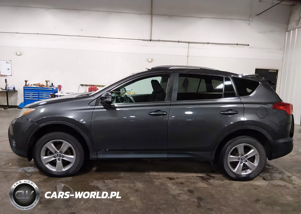 2015 Toyota Rav4 Xle VIN:2T3RFREV6FW404374 - 15