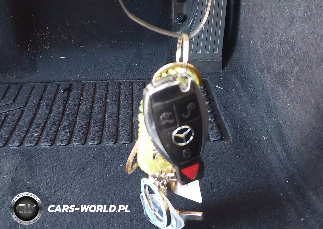 2016 Mercedes-Benz Glc 300 4Matic VIN:WDC0G4KB5GF066126 - 11
