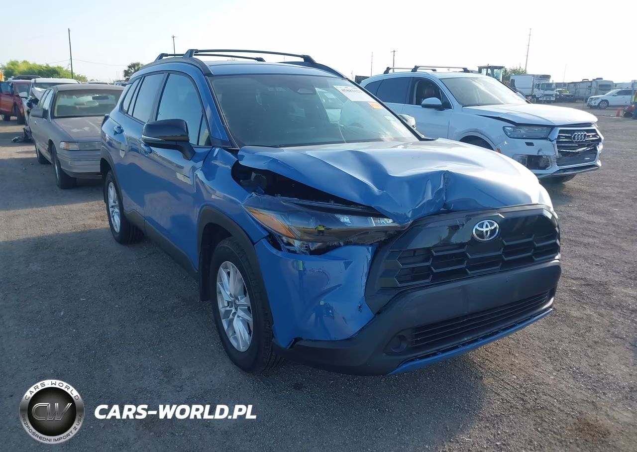 2026 Toyota Corolla Cross Le – zdjęcie 1 z 16
