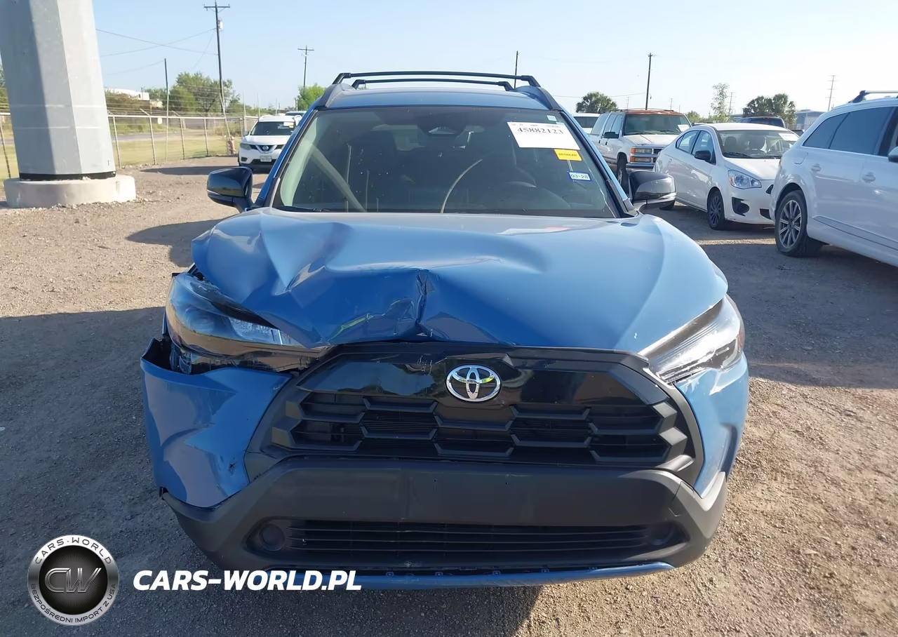 2026 Toyota Corolla Cross Le VIN:7MUCAAAG4TV188041 - 12