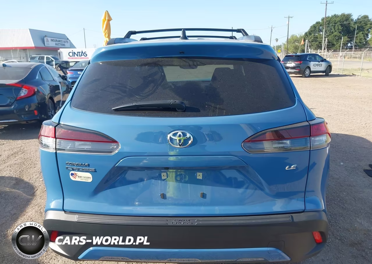 2026 Toyota Corolla Cross Le VIN:7MUCAAAG4TV188041 - 16
