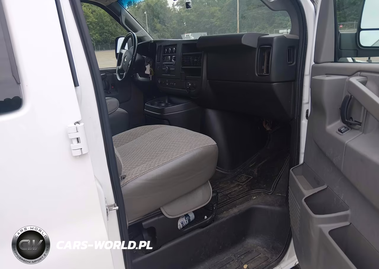 2016 Chevrolet Express 2500 Ls VIN:1GAWGEFF6G1250614 - 5