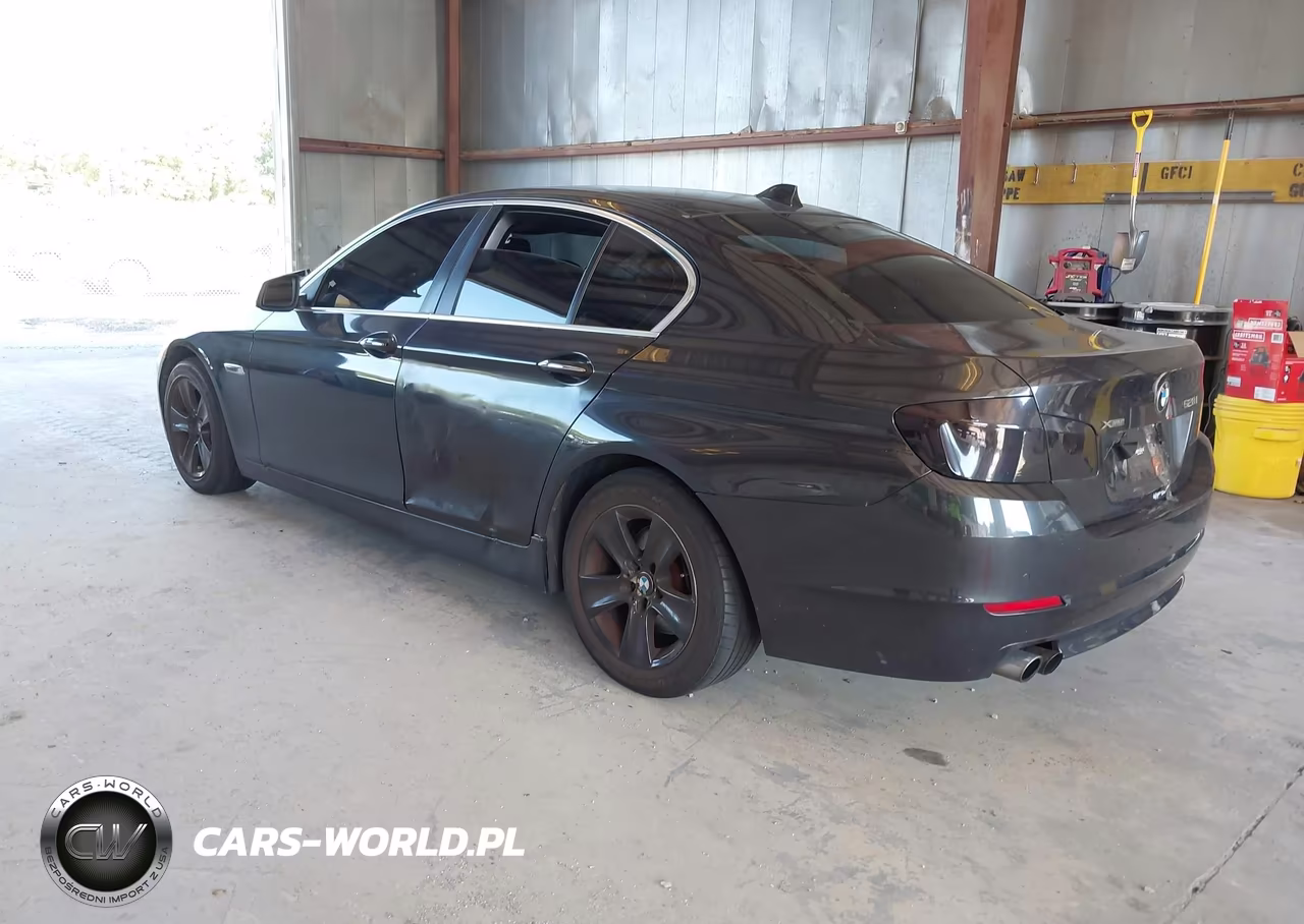 2013 BMW 528I xDrive VIN:WBAXH5C56DD112793 - 3