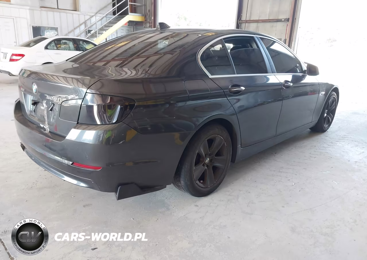 2013 BMW 528I xDrive VIN:WBAXH5C56DD112793 - 4